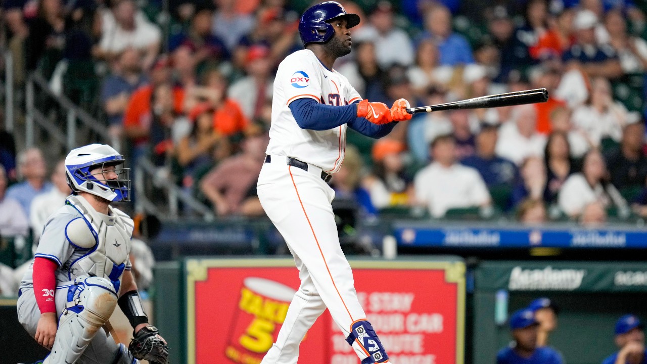 Yordan Alvarez Homers Twice, Astros Shut Out Blue Jays Again