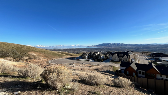 Lehi puts 900 acres of Traverse Mountain into easement preventing ...