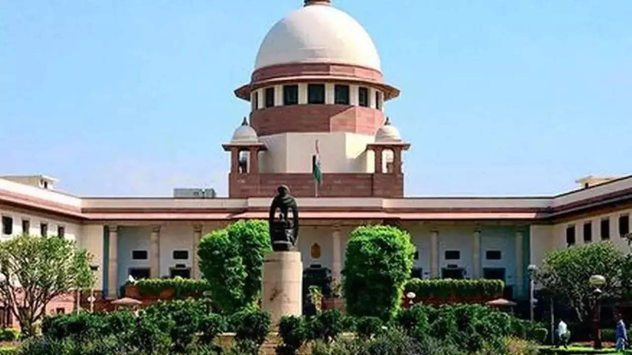 'clock' symbol case: sc asks sharad pawar, ajit pawar factions to abide by its order on use of symbol, party name