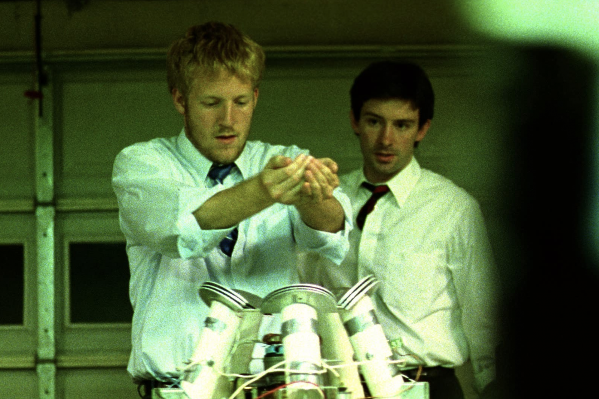 <p>With only $7,000, Primer tries to explain how to travel in time at a theoretical level and explained from the point of view of a mathematician, Shane Carruth. Closer to a YouTube video than a movie, but a must-see.</p> <p>Photo: New Line Cinema</p>