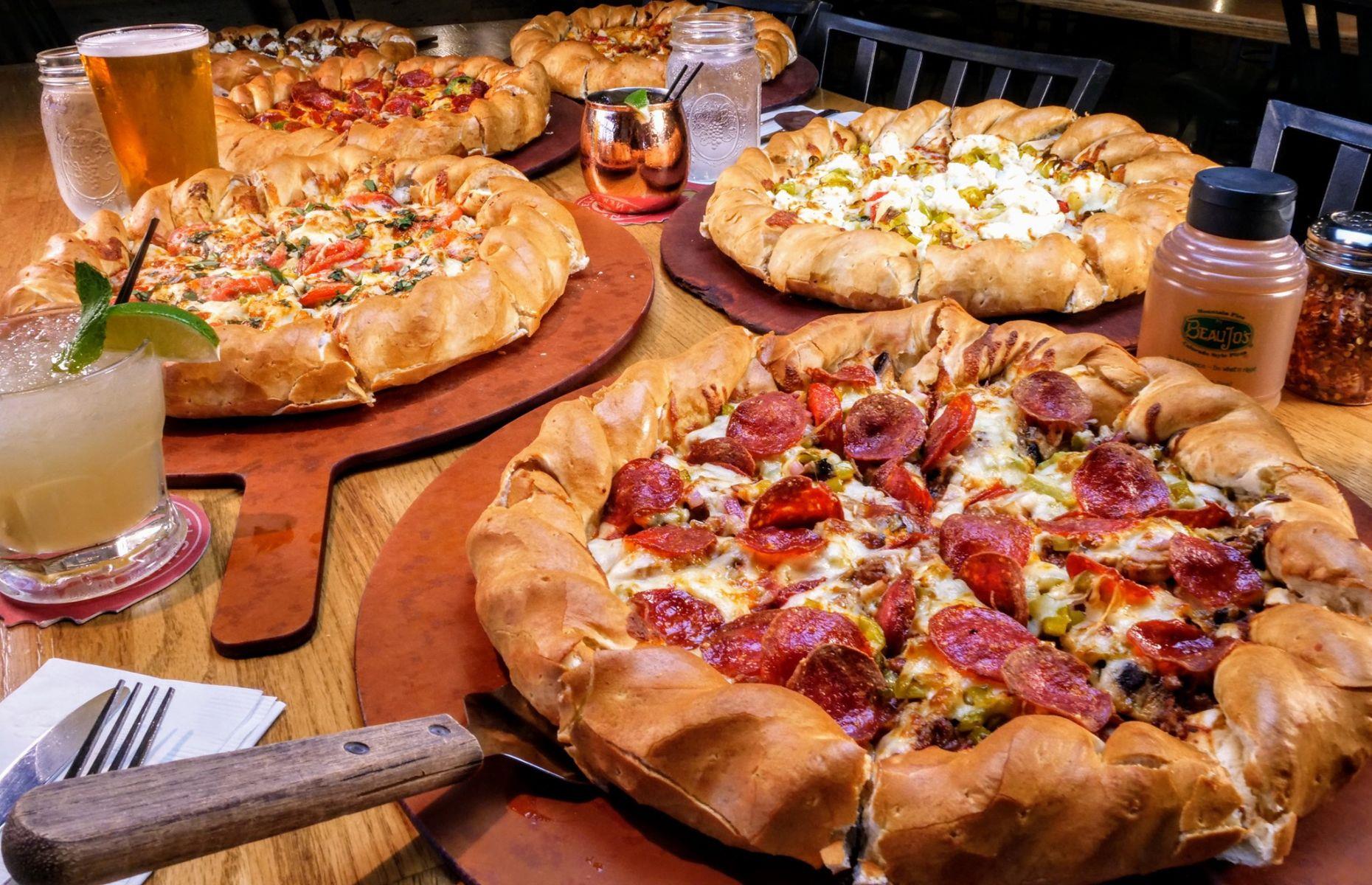 12 Delicious American Pizza Styles You've Probably Never Heard Of