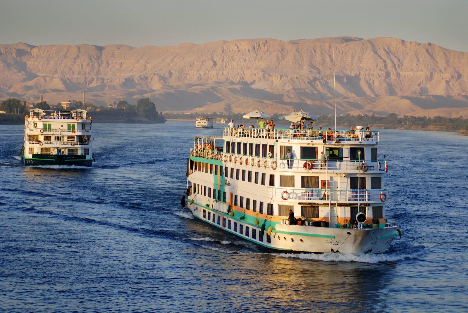 <p class="wp-caption-text">Image Credit: Shutterstock / meunierd</p>  <p><span>A Nile cruise offers a timeless journey between Luxor and Aswan, allowing travelers to experience Egypt’s ancient wonders from the comfort of a riverboat. Stops typically include major sites like the Temple of Kom Ombo and Edfu, with guided tours and scenic views along the way.</span></p>