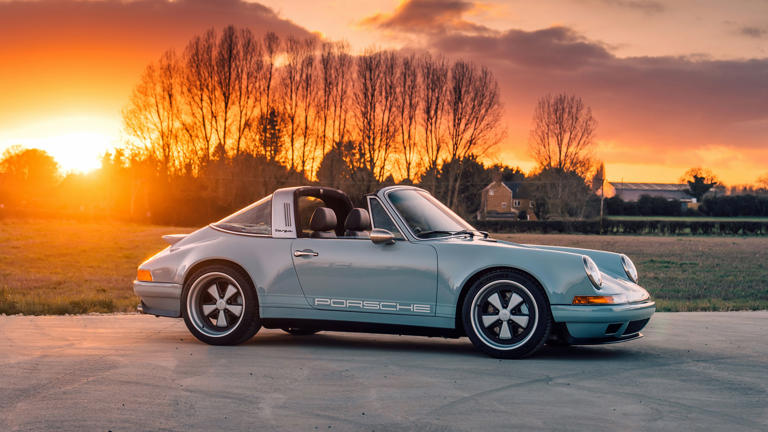 Theon Design reveals British-built Porsche 911 Targa restomod