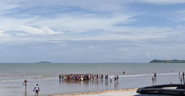 31/03/2024 - 22:09 Turista mineiro de 63 anos morre afogado em praia do Esprito Santo