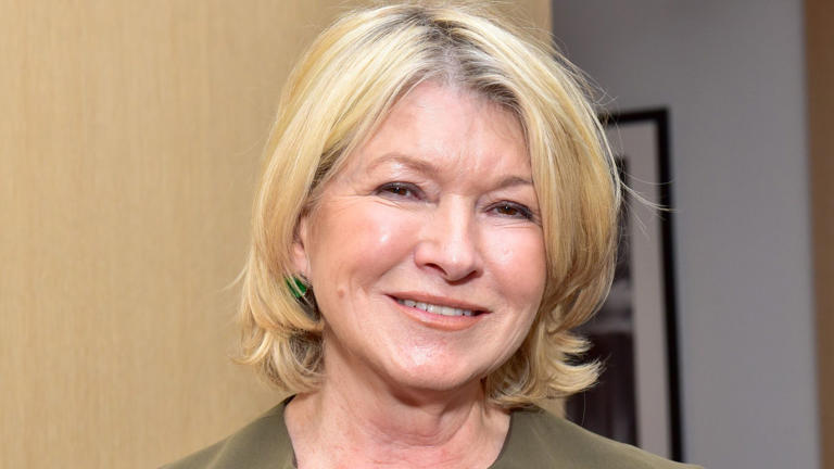 Martha Stewart's gray-green entryway will dominate color trends in 2024 ...