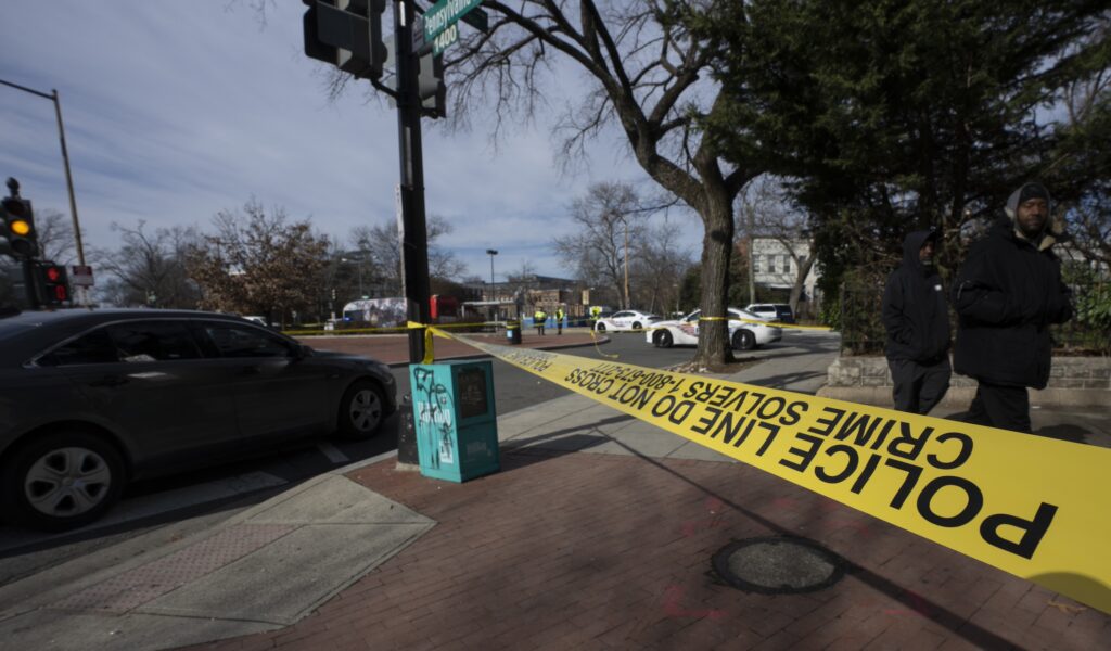 DC Police Investigating Fatal Afternoon Shooting On Major Metro Station ...