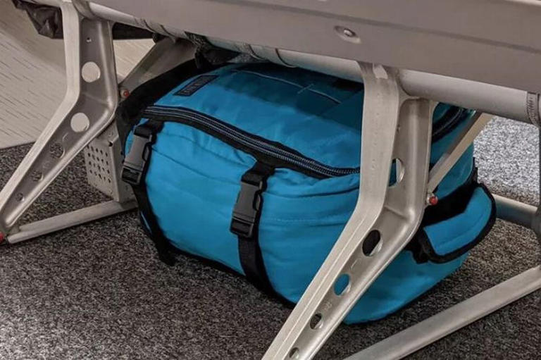 Jet2, Ryanair and EasyJet passengers say £30 cabin bag is 'perfect to ...