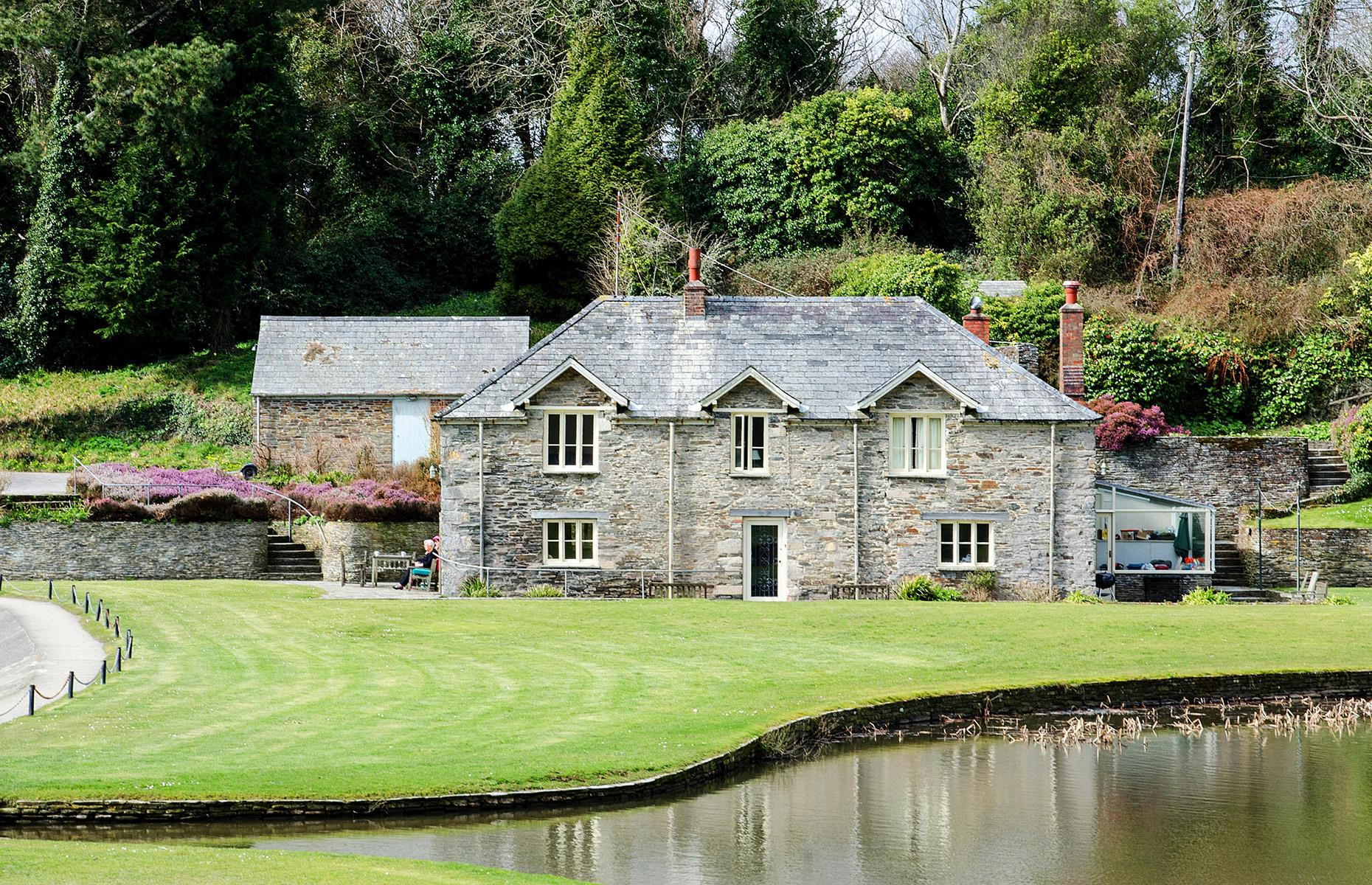 Tour The Homes That Inspired Our Favorite Books