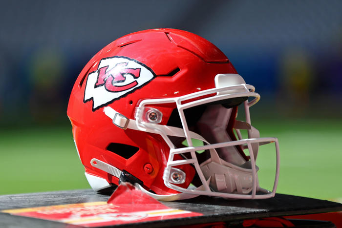 chiefs star wants to ‘skip out’ on training camp