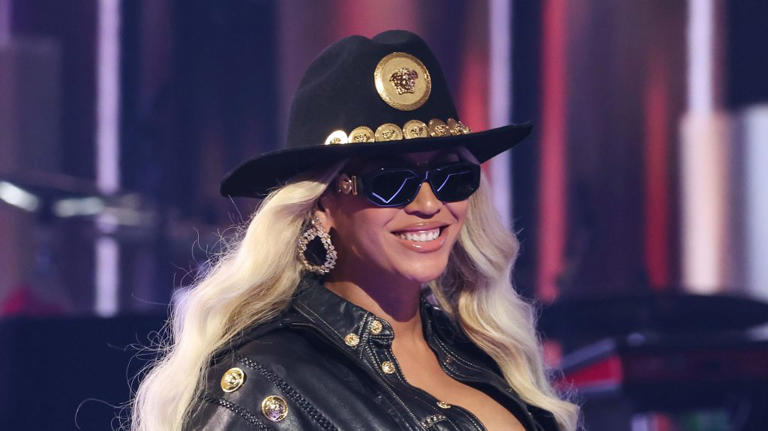 Beyoncé Fuels Tour Rumors With "Been Country" Website
