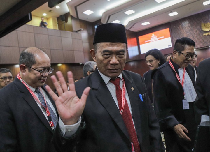 daftar bantahan kubu anies soal kesaksian 4 menteri jokowi: kamuflase fakta