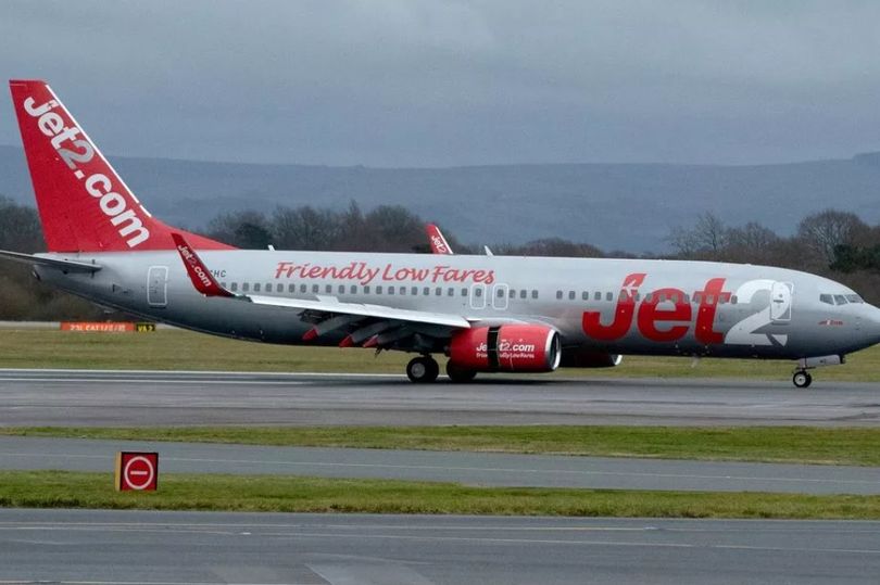 Jet2 Warns Passengers To Expect Urgent 'text Message Or Email'