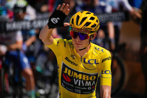 Jonas Vingegaard has collapsed lung, Tour de France defense in doubt