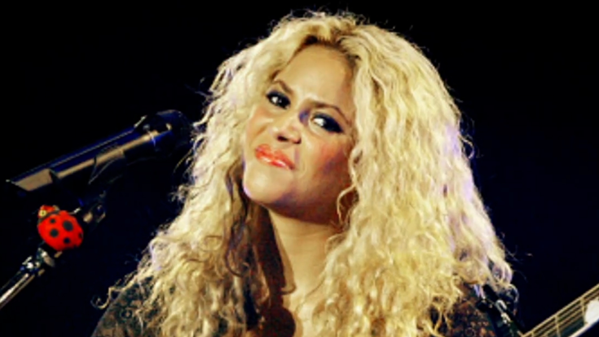 Shakira revela que perdió dinero con su primera gira mundial