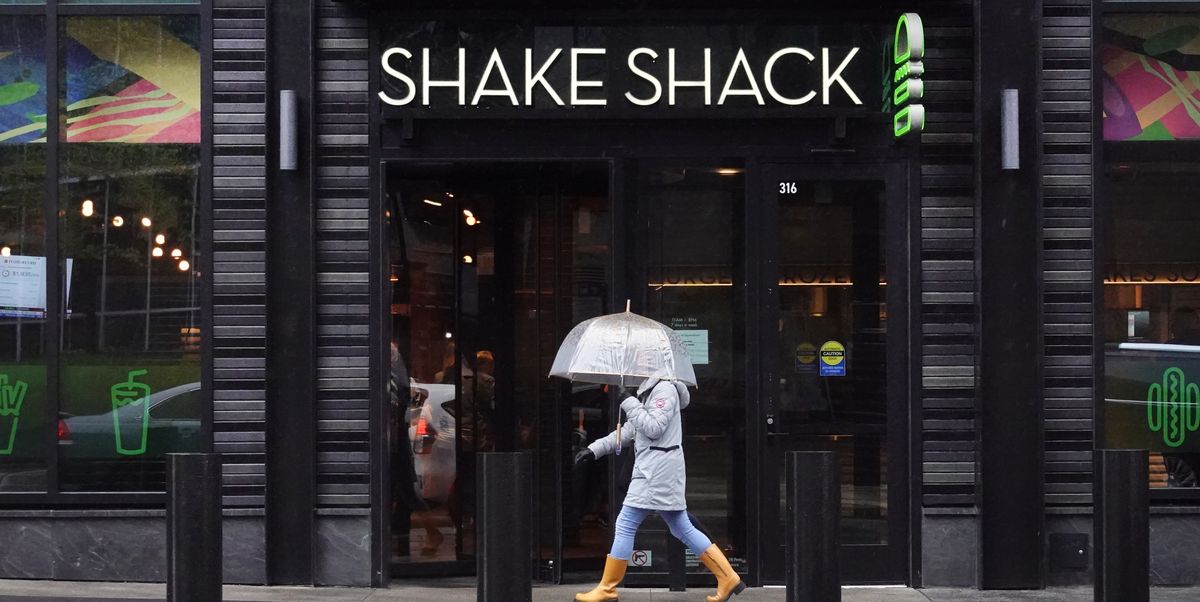 shake shack is giving away free chicken sandwiches all month long