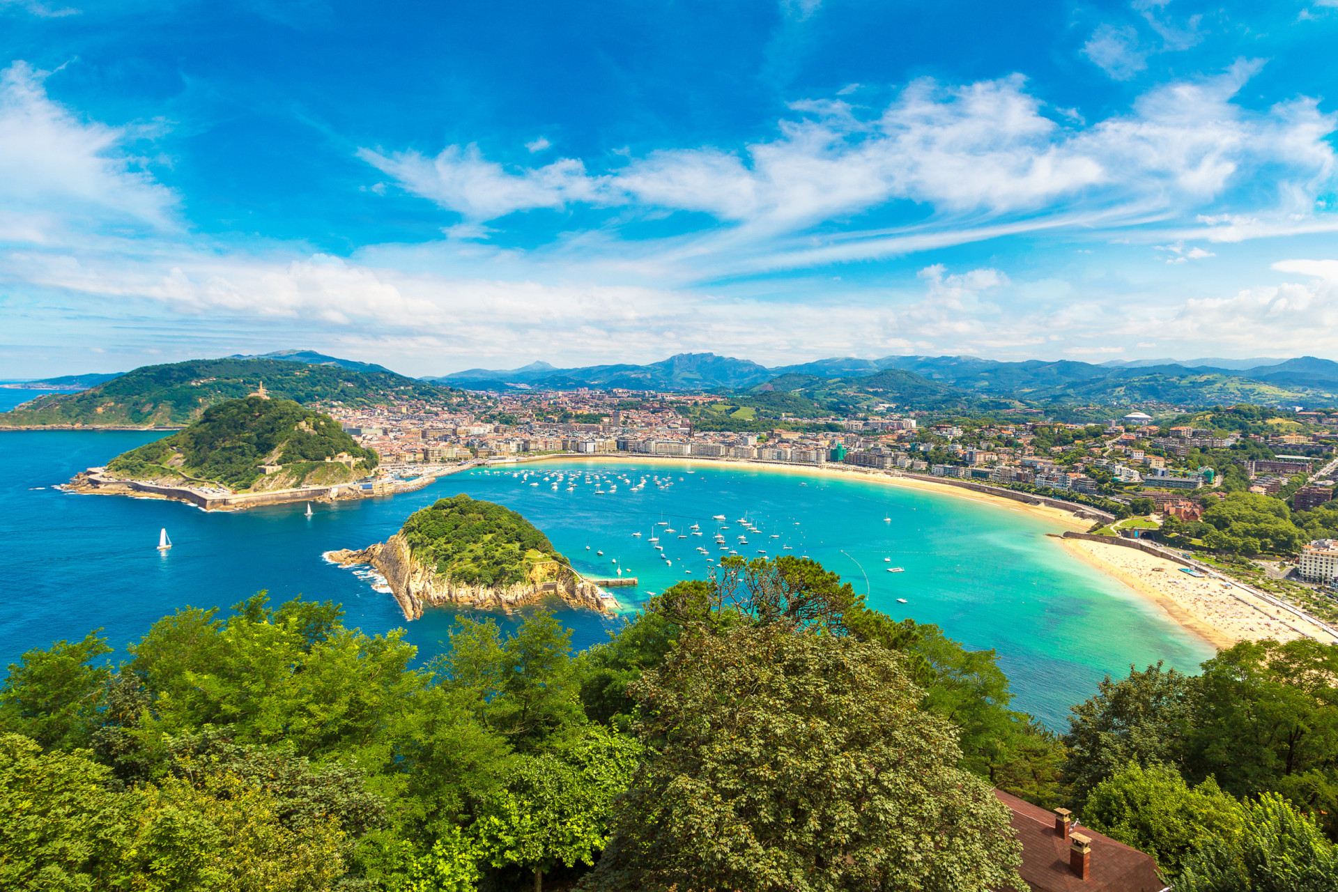 <p>Score: 4.29</p> <p>Celebrated for its stunning views, crystal-clear waters, and vibrant promenade, Playa de La Concha is Europe's best beach in 2024.</p>