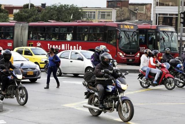 ¿cuáles son las motos que menos gastan gasolina en colombia? opciones de bajo consumo