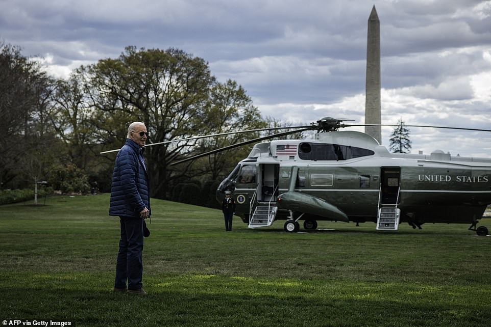 Biden takes helicopter tour of Baltimore bridge collapse site