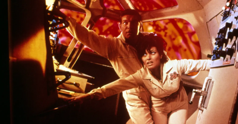 Fantastic Voyage Remake to Be Made ‘Very Soon,' James Cameron Says