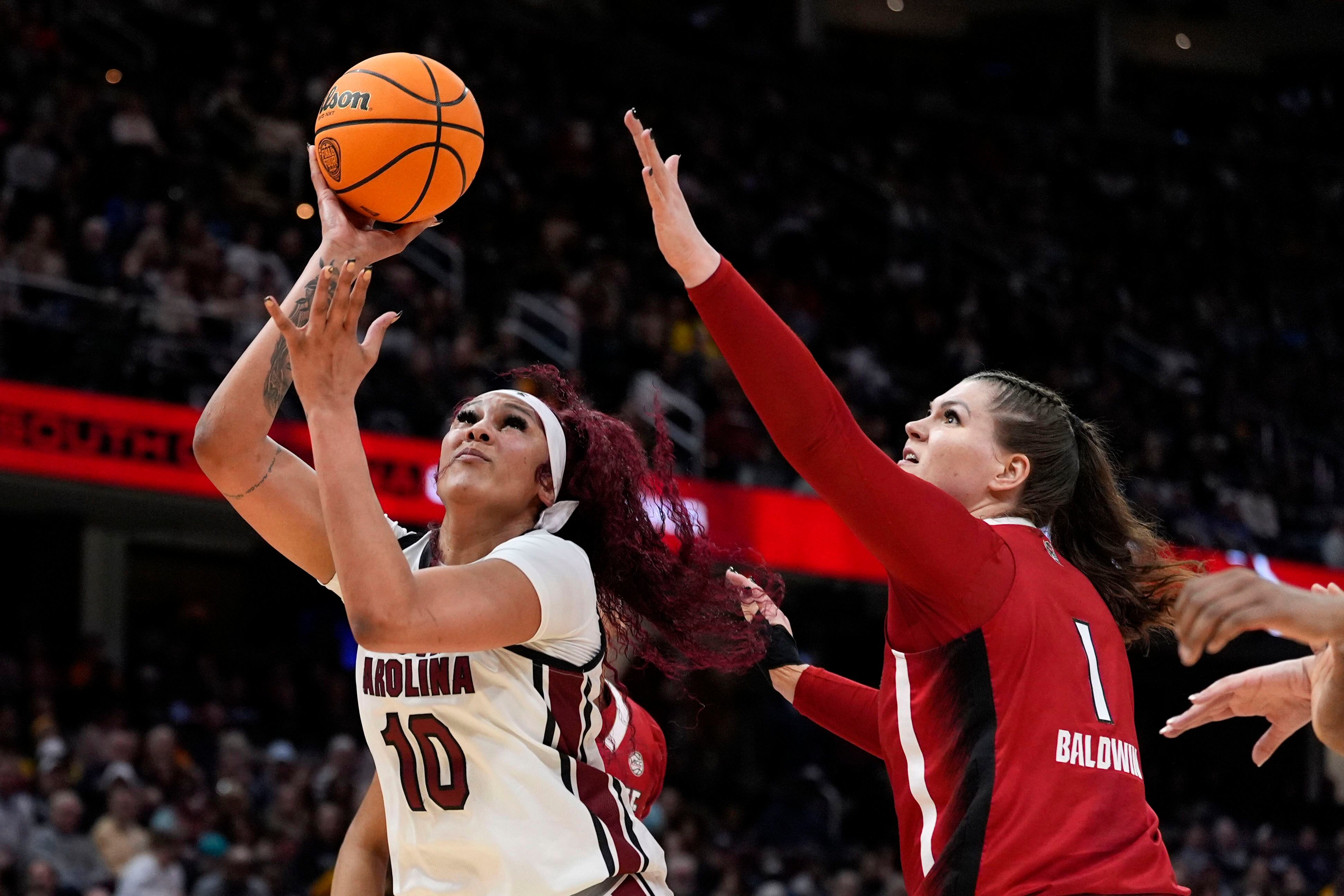 Gamecocks Dominate Final Four With 78-59 Win Over NC State