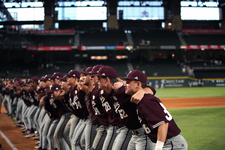 Texas A&m Junior Outfielder Travis Chestnut Celebrates Dad's Birthday 