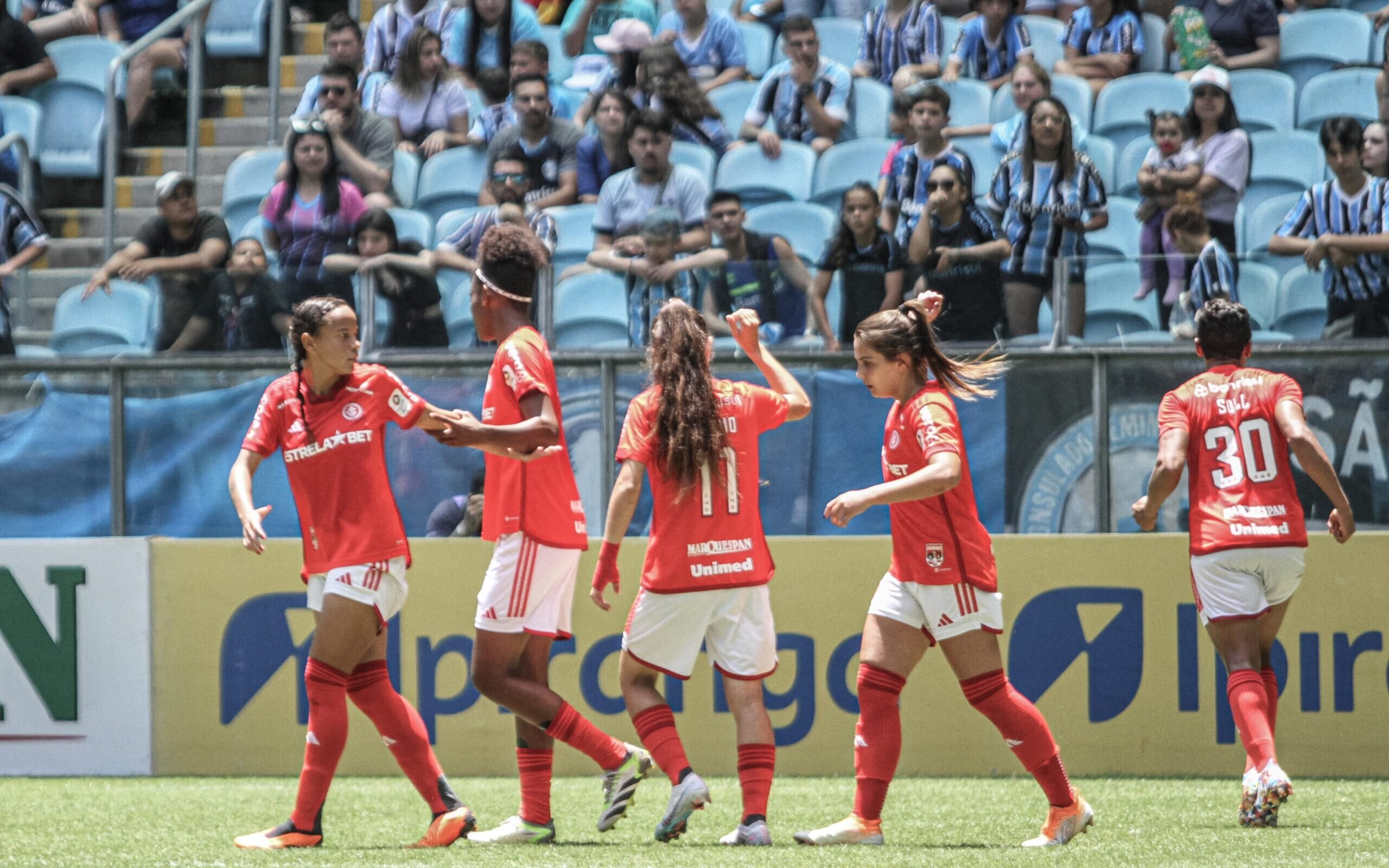 internacional x grêmio: estatísticas e informações para apostar no jogo do brasileiro feminino