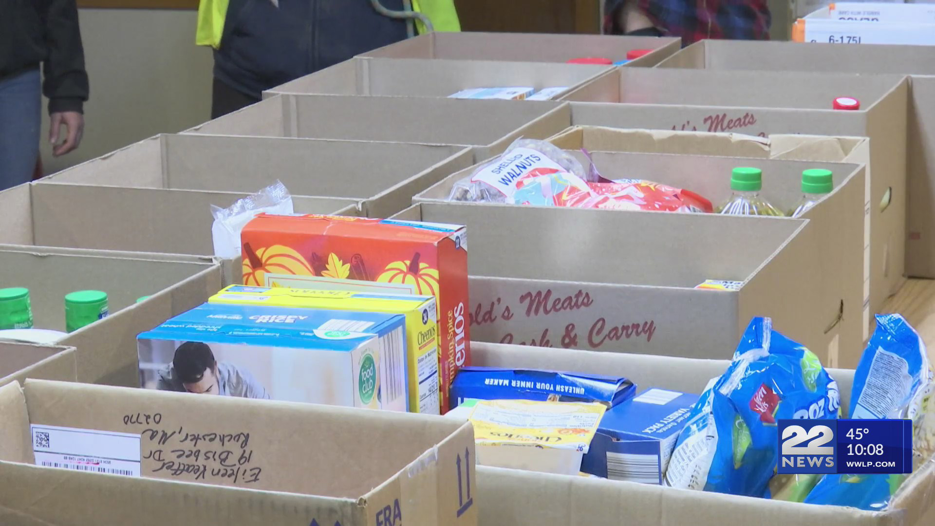 Hampshire, Franklin & Hampden Agricultural Society hosts food drive