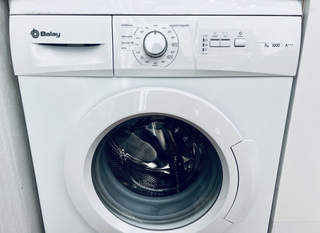 este botón o mecanismo poco conocido de tu lavadora hará que funcione de forma más eficiente y lave mejor