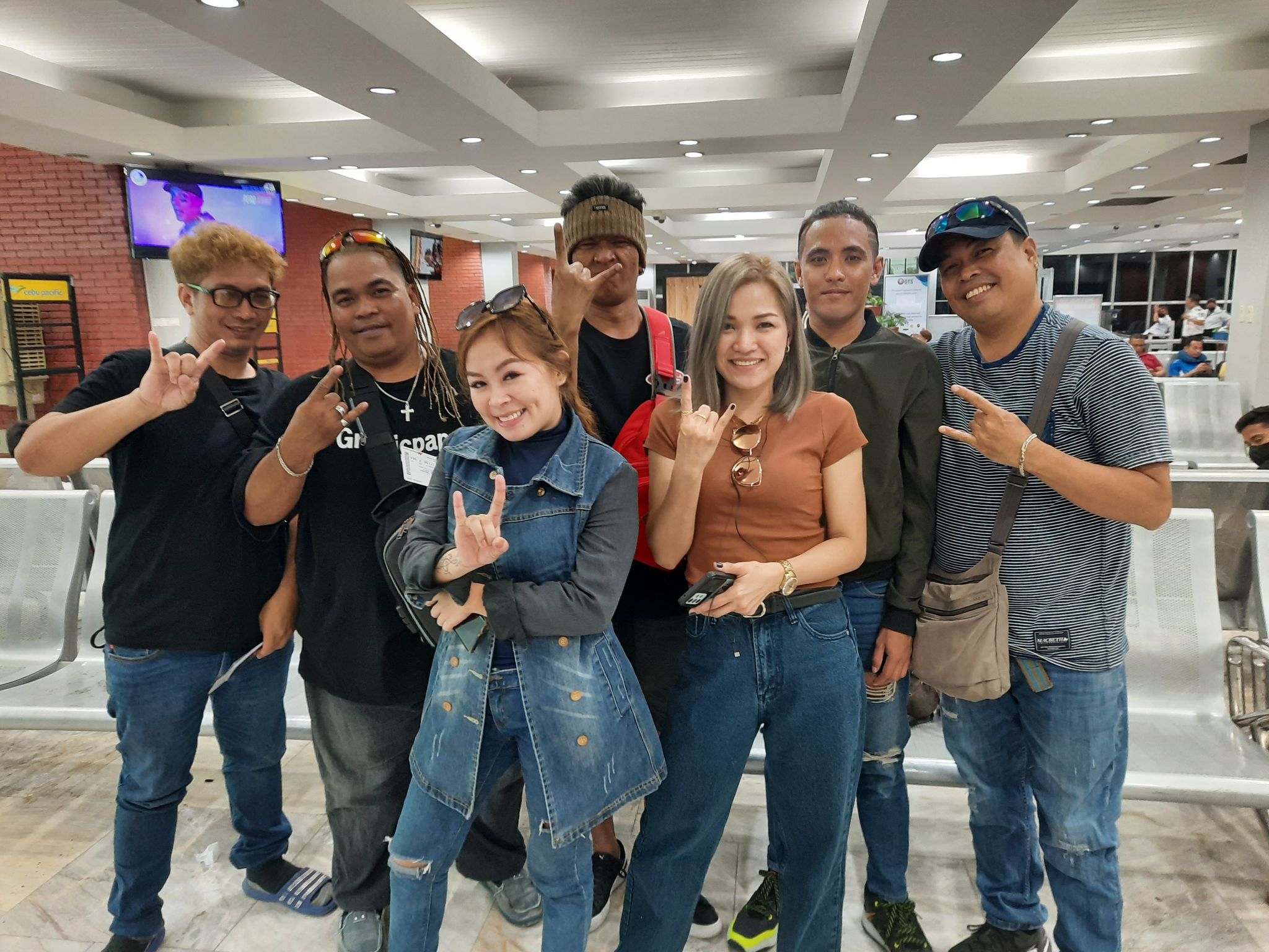 this zamboanga rock band has inked a deal with a u.s. record label