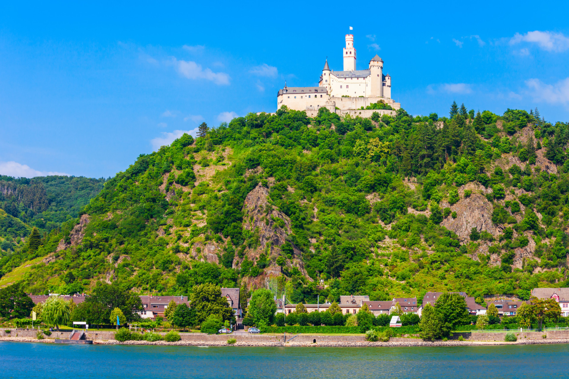 Striking castles set on great rivers