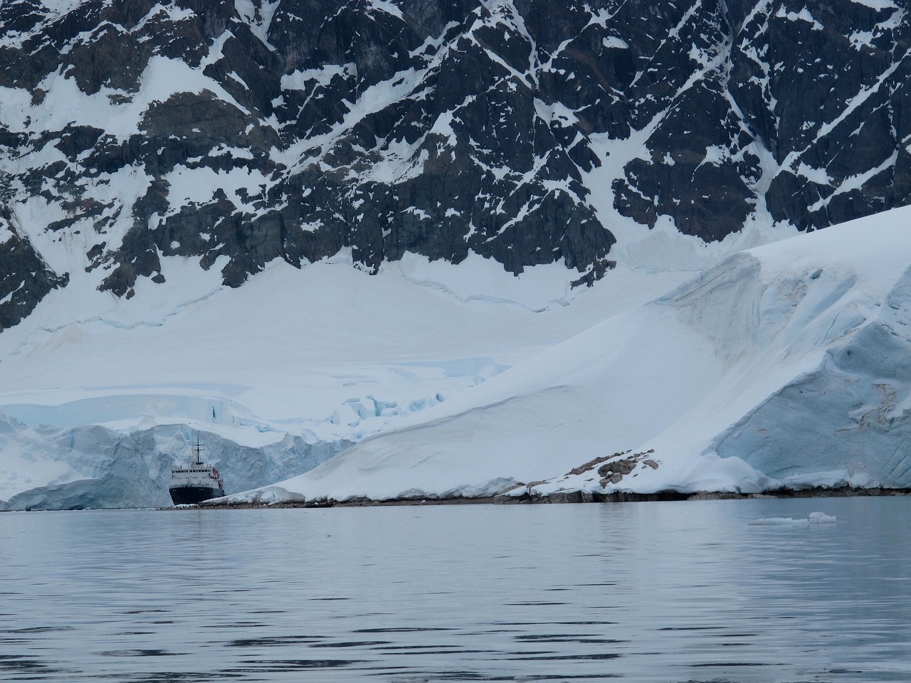 je antarktida pouští? i z ní můžete odeslat pohlednici svým blízkým