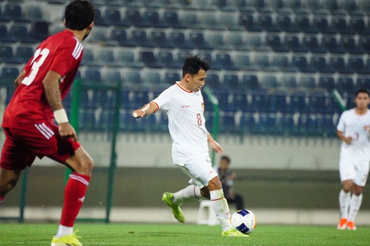 ht qatar vs indonesia: garuda terhalang tiang, kemasukan gol penalti