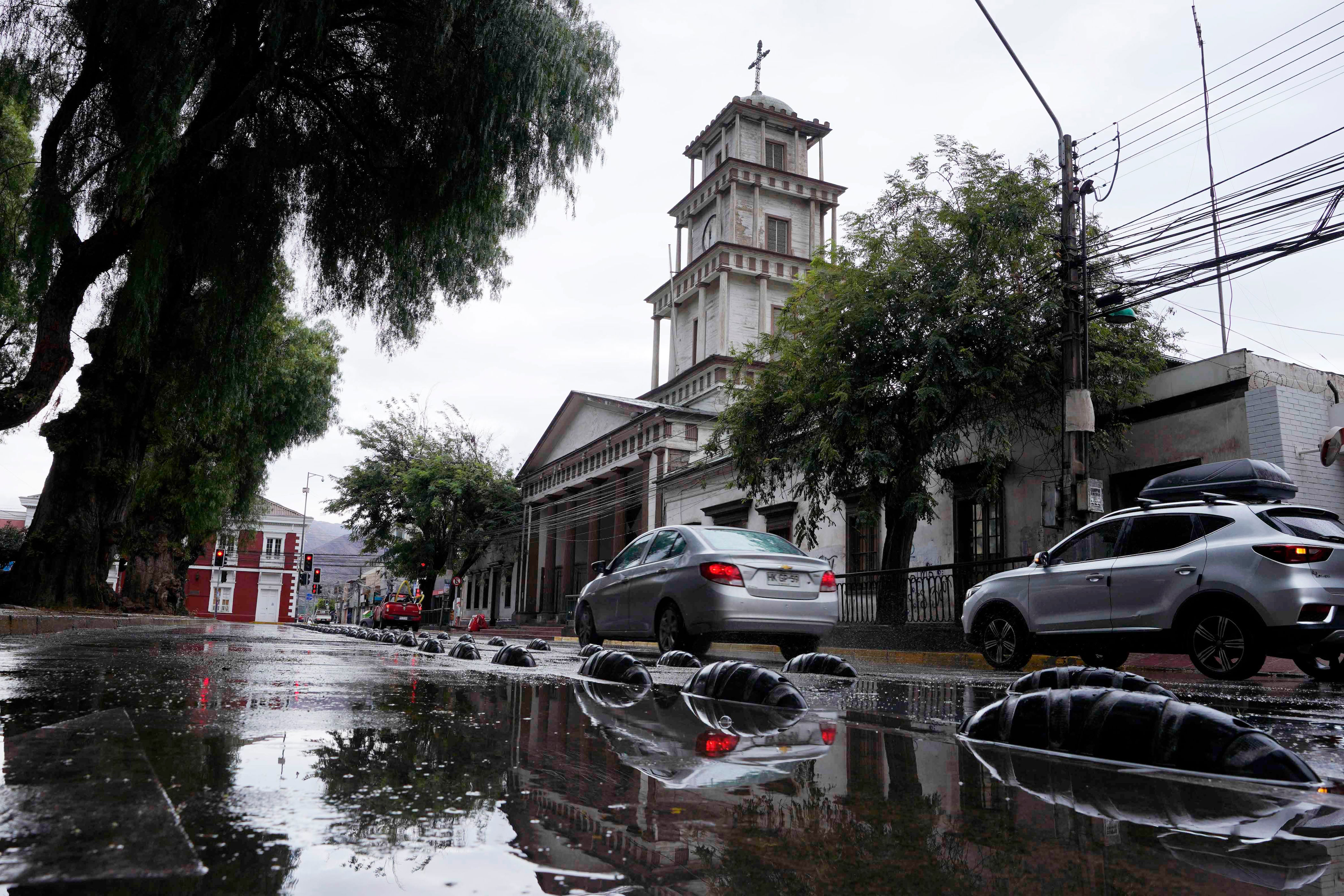 mineduc suspende clases en 59 establecimientos educacionales de la región de atacama por intensas lluvias