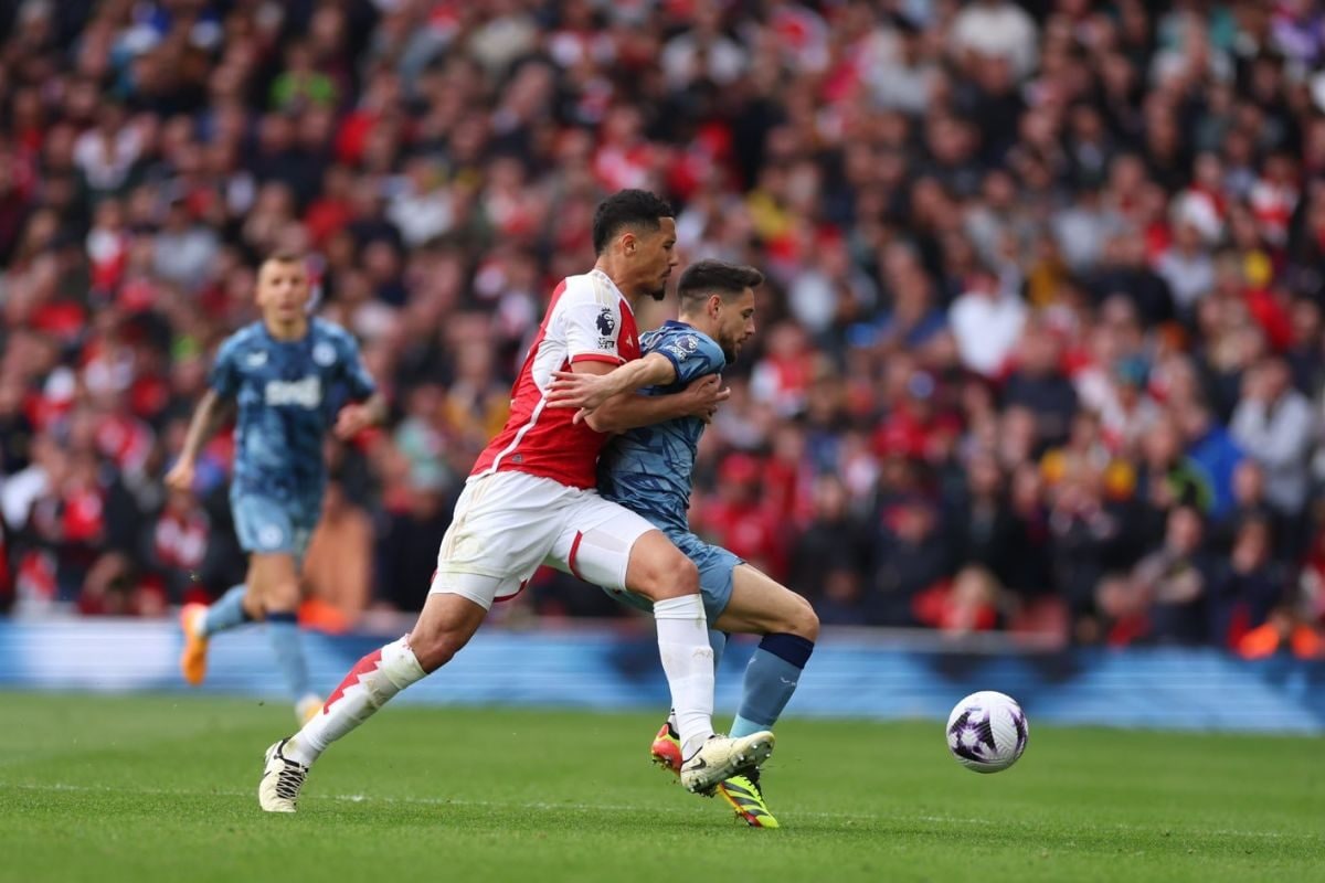premier league: arsenal, liverpool lose to put manchester city in pole position