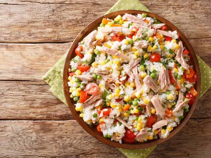 Reissalat mit Thunfisch: Fit-Rezept, das glücklich macht