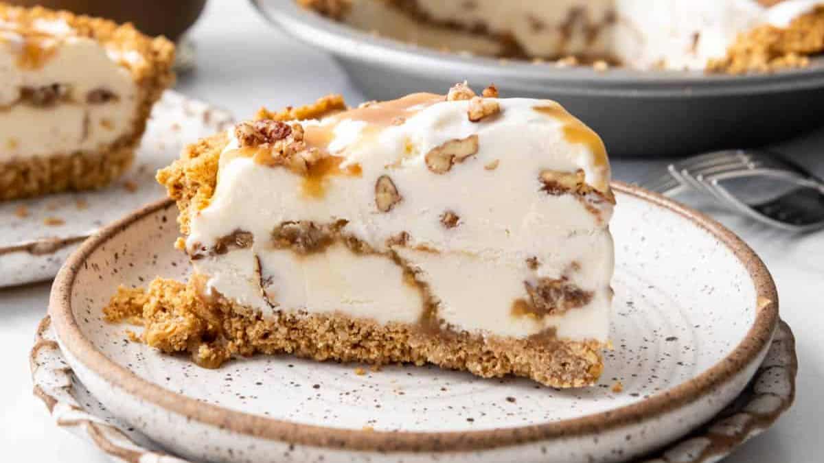 20 Easy Recipes to Make For National Pecan Day