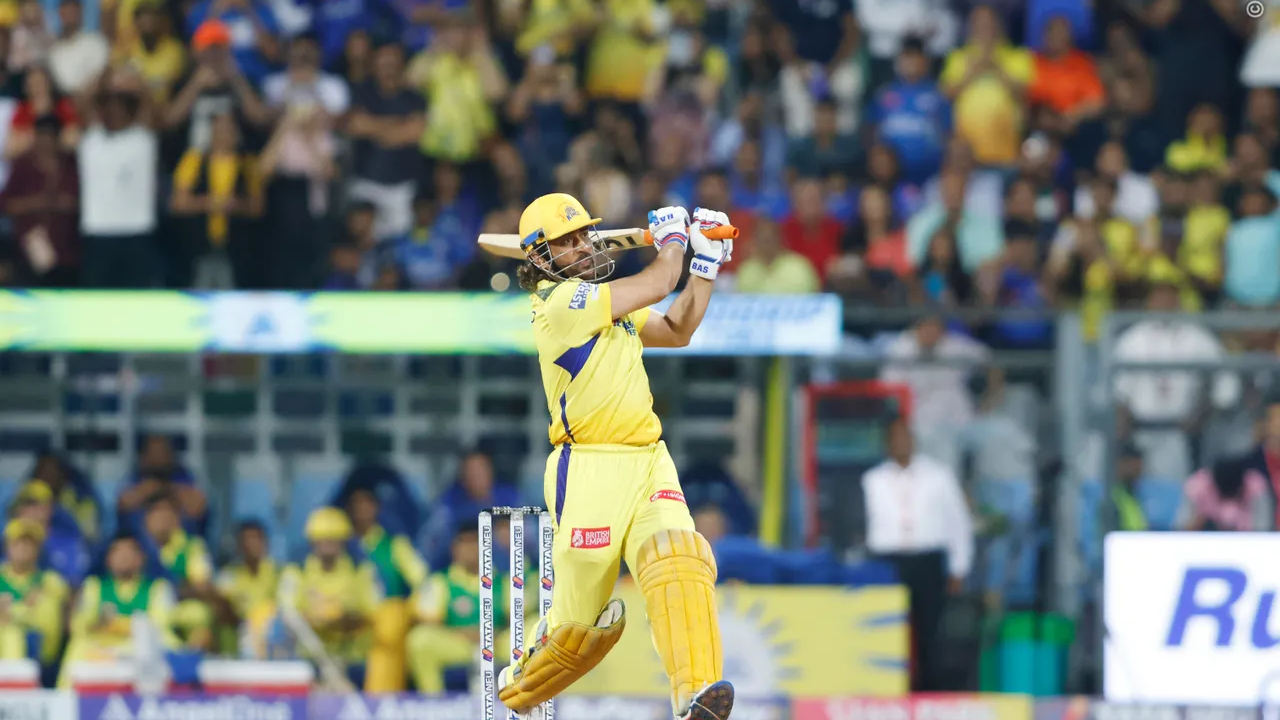 suresh raina supports limping ms dhoni on stairs after mi-csk clash; video goes viral - watch