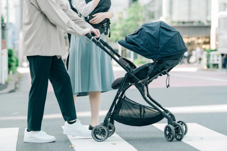 子育て】ベビーカーでの移動はラクだけど…子どもを何歳まで乗せてた？