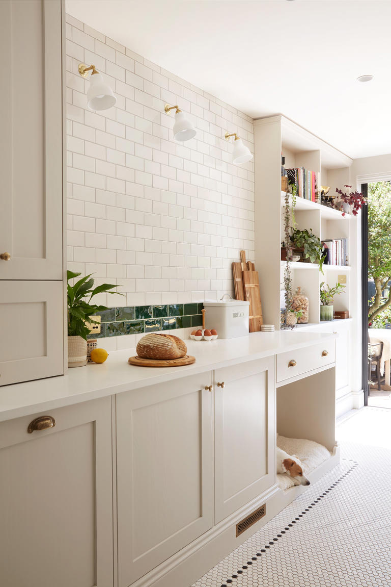 How to make a small kitchen look and feel luxurious