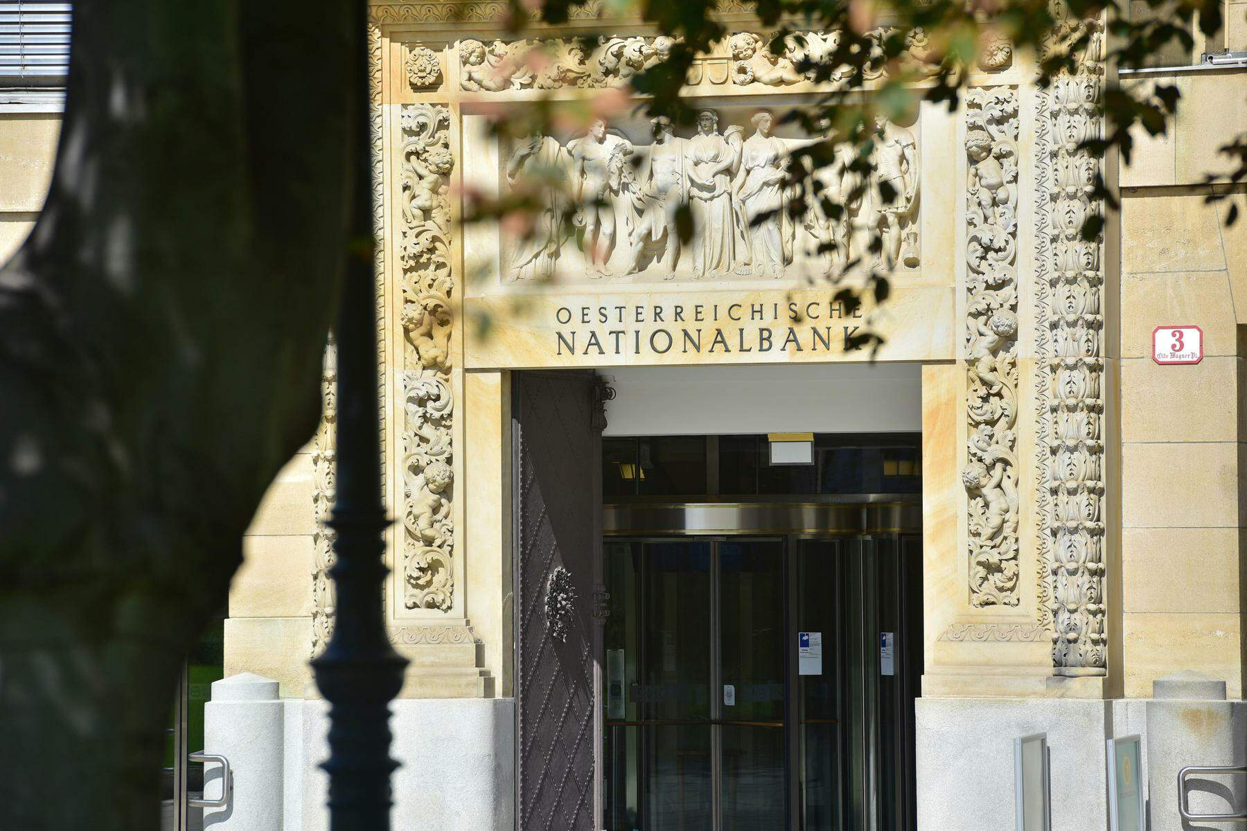 nationalbank-experten plädieren für vermögens- und erbschaftssteuer