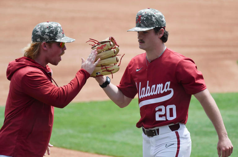 Alabama Baseball defeats No. 1 Arkansas to win series finale