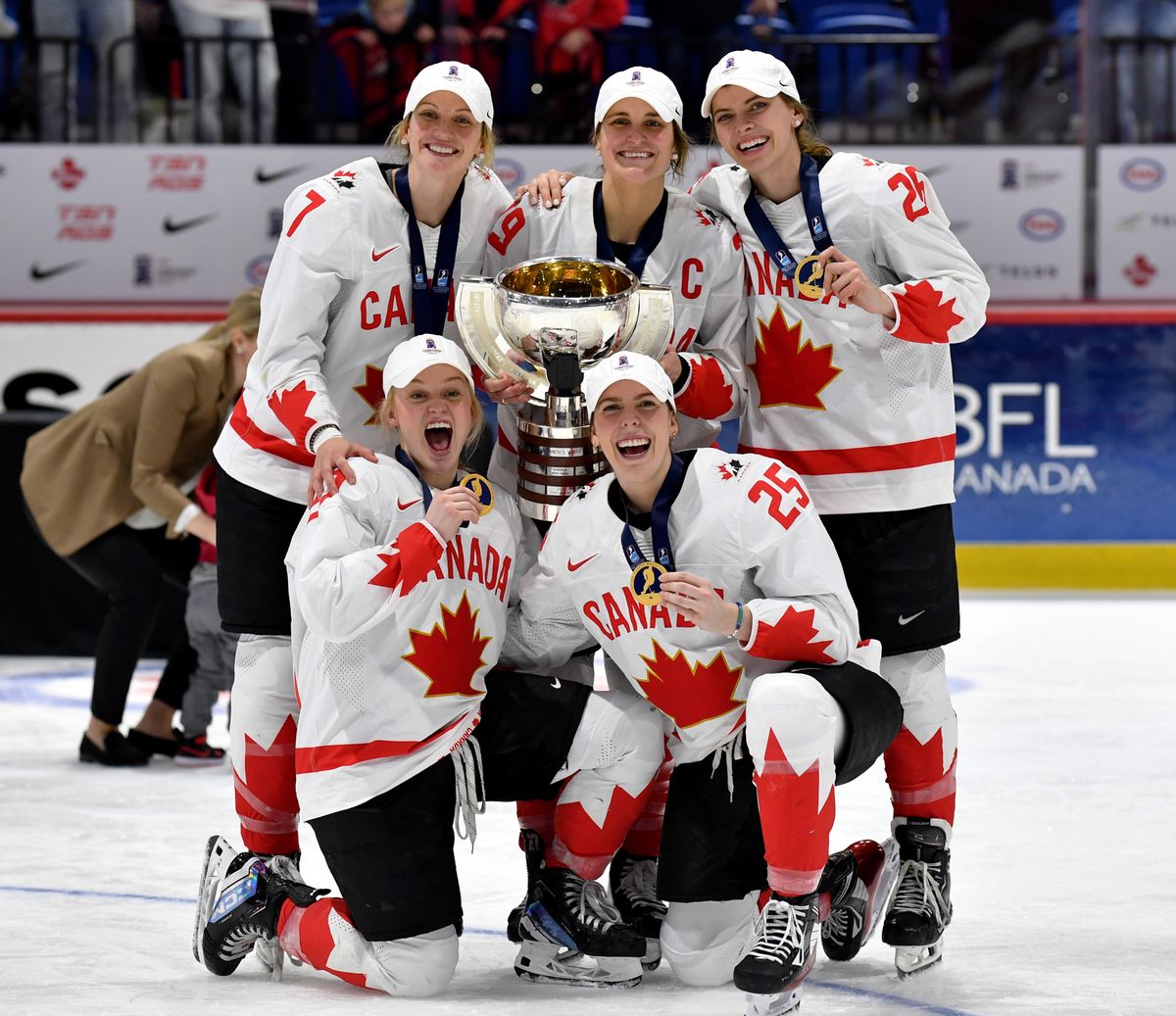 kanadierinnen holen gold in dramatischem final