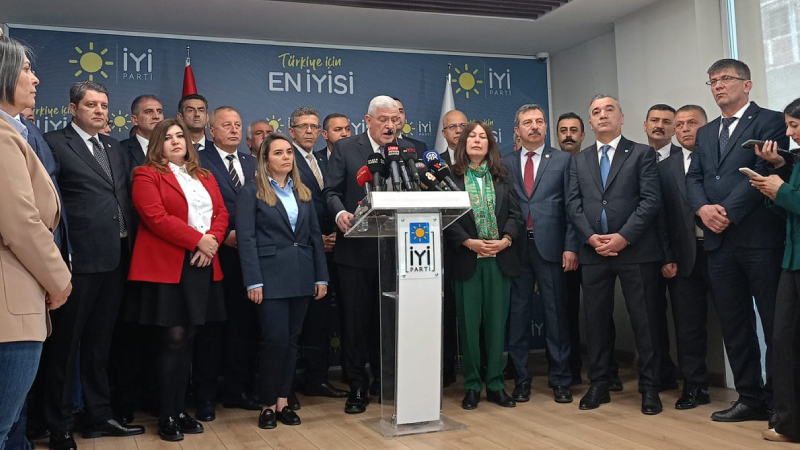 i̇yi parti genel başkanlığı'na aday müsavat dervişoğlu: bizler bu partinin kurucu iradesiyiz, iktidar olmaya namzet ve talibiz