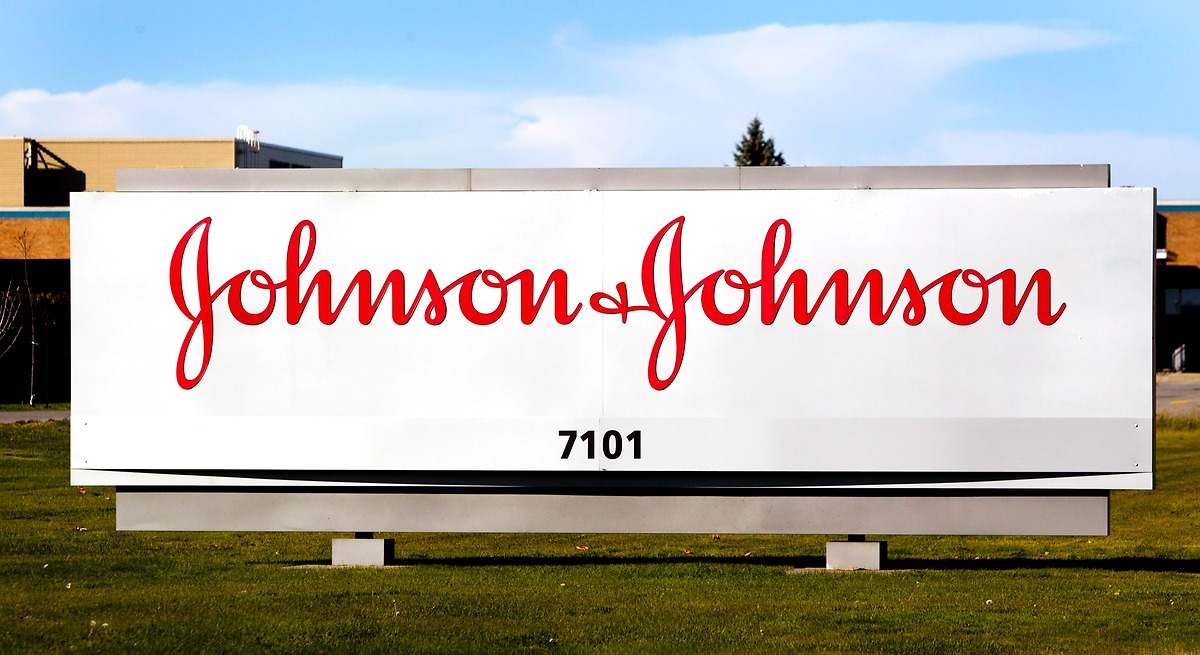 johnson & johnson recupera el trono al ser la 'farma' con mayores ingresos en 2023