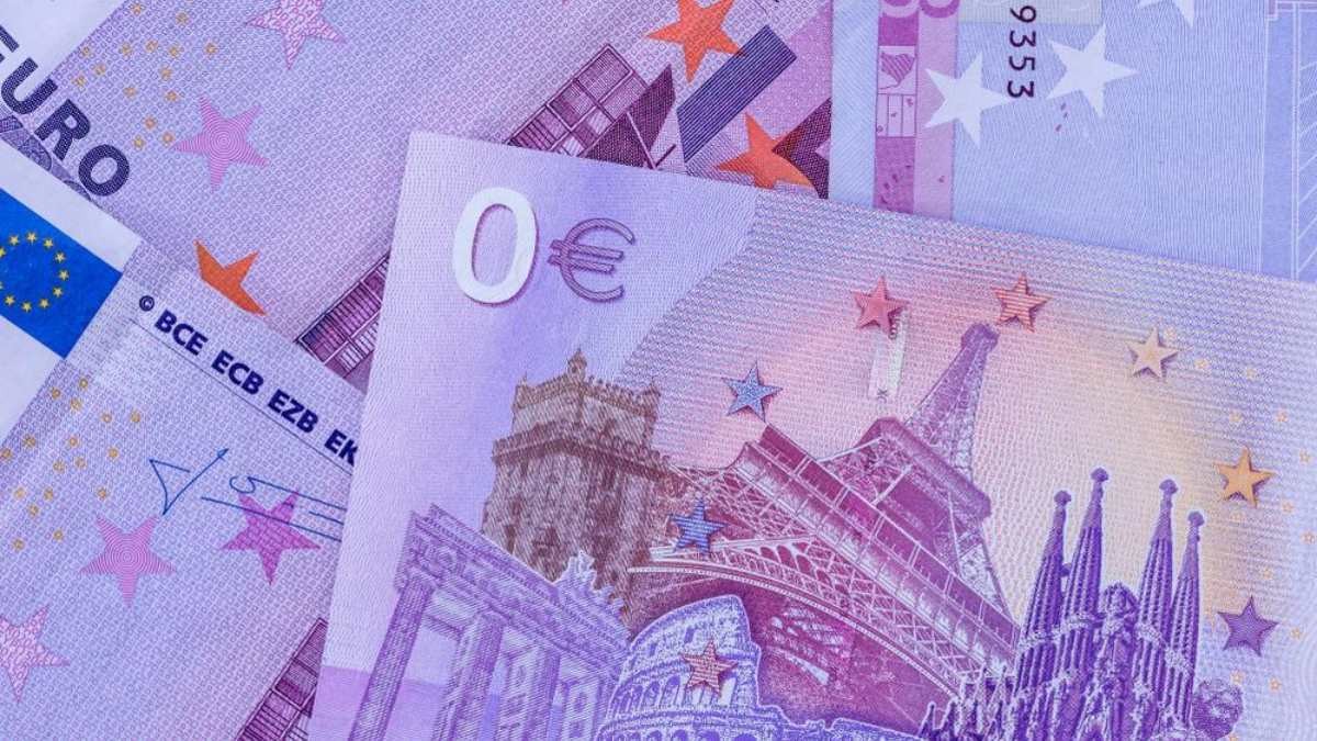 caixabank avisa sobre los billetes de 0 euros que ya están arrasando entre particulares y coleccionistas