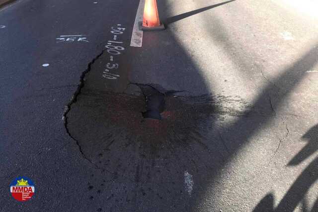 a three-meter wide sinkhole near villamor has been reported