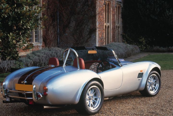 15 Timeless Cars That Still Turn Heads Today