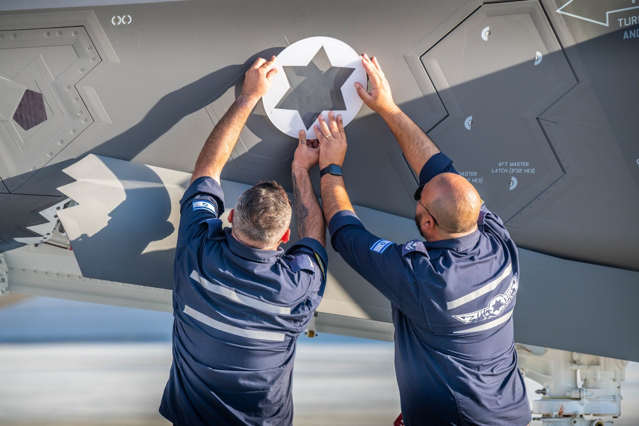 Авиабаза неватим в израиле. F-35i Adir ВВС Израиля. Неватим (авиабаза).