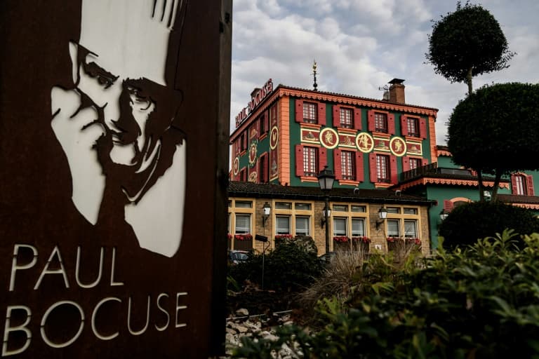 collonges-au-mont-d'or: le restaurant de paul bocuse ouvre ses portes au public pour son centenaire
