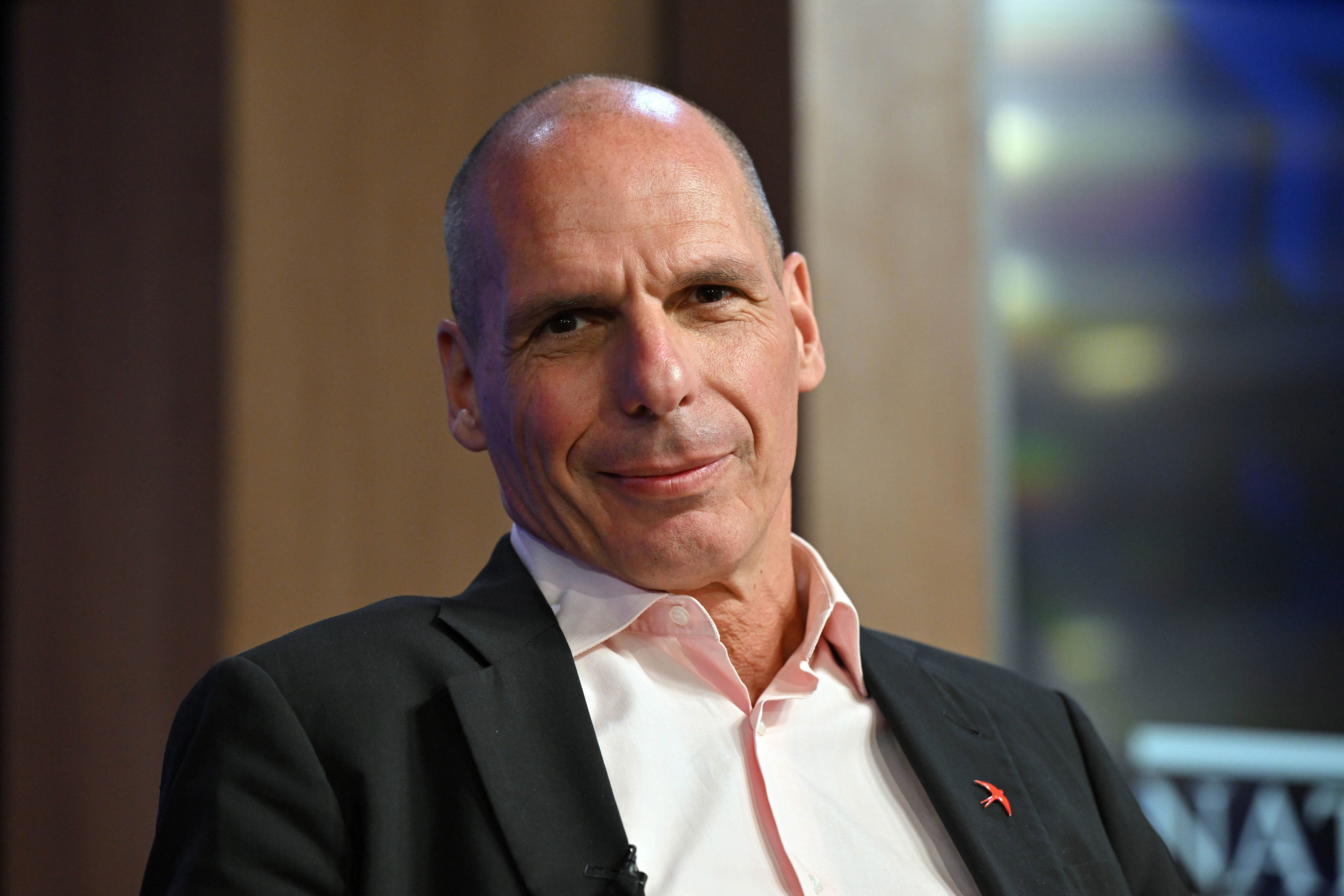 griechenlands ex-finanzminister janis varoufakis erhält in deutschland einreiseverbot